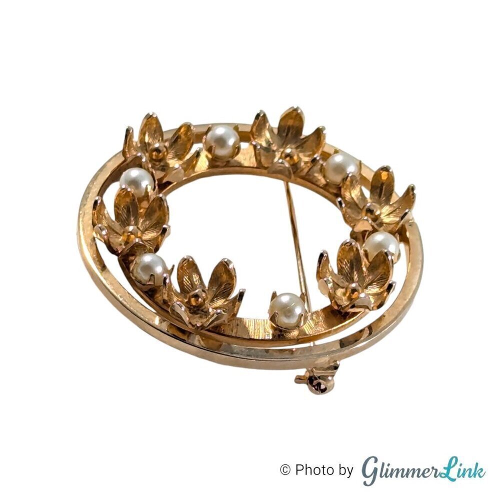 Vintage Giovanni Flower Faux Pearl Wreath Gold Tone Brooch Pin - Picture 2 of 7
